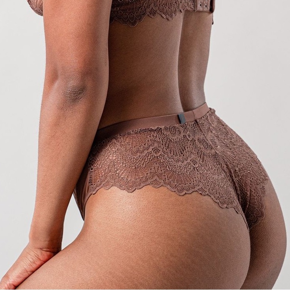 Understatement Lace Cheeky Panties (Medium Brown)